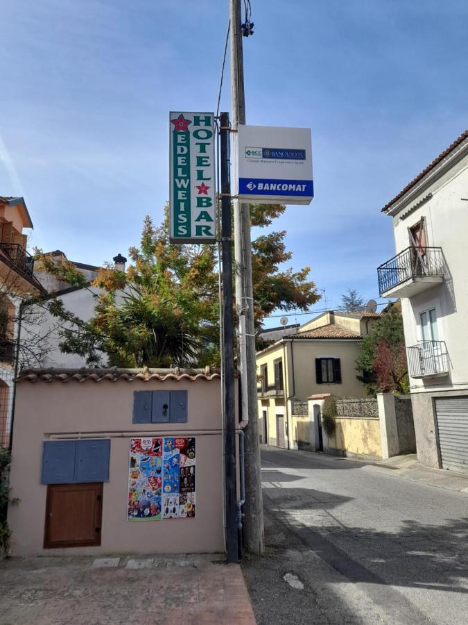 Hotel Edelweiss Laino Borgo المظهر الخارجي الصورة