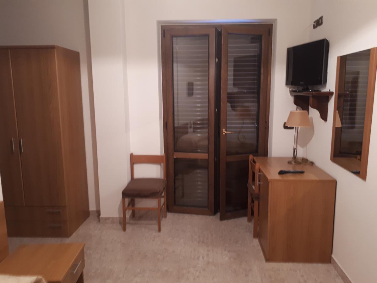 Hotel Edelweiss Laino Borgo المظهر الخارجي الصورة